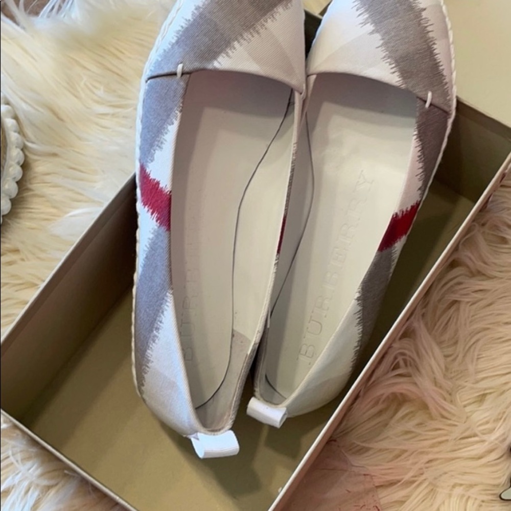 Burberry Flats